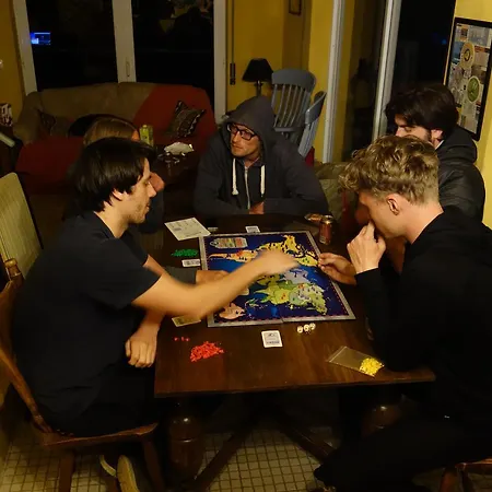 Hostel On The Hill *